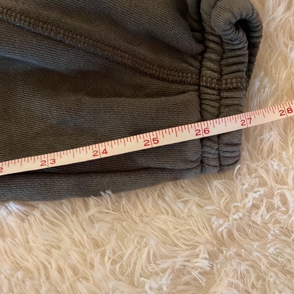 aerie sweatpants - Picture 5 of 7